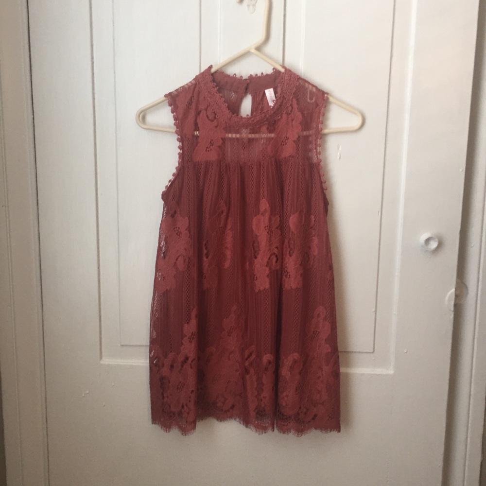 Xhilaration sleeveless blouse